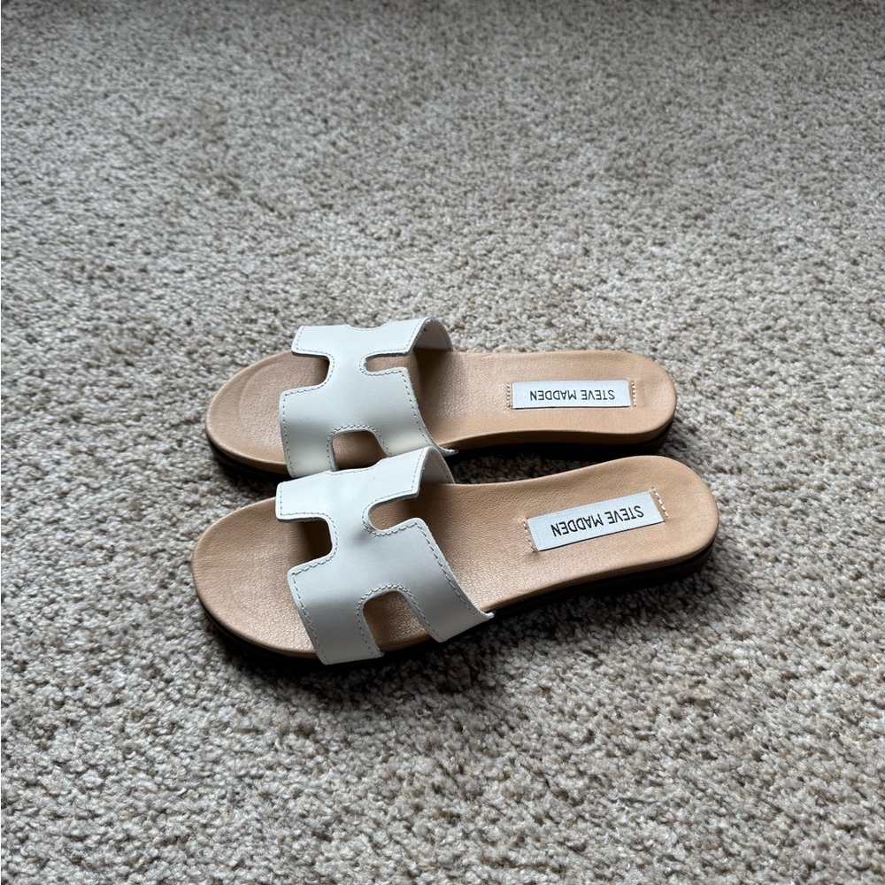 Steve Madden White Sandals - Picture 3 of 3